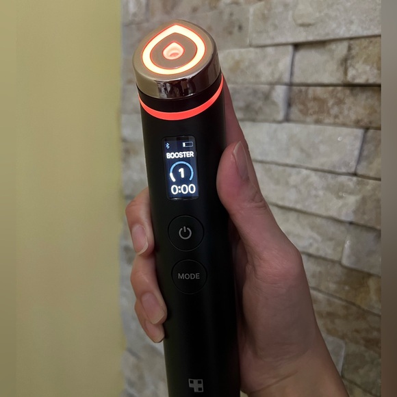 Medicube Age R Booster Pro - Picture 14 of 16